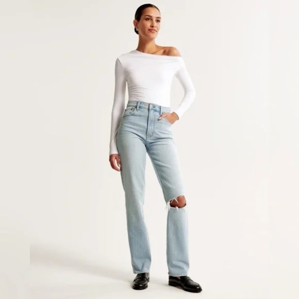 Abercrombie Light Wash Women's Jeans